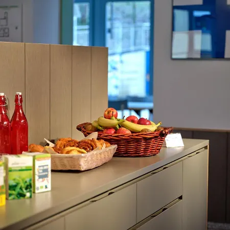Youth Hostal