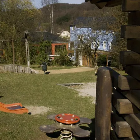 Hostal Youth Larochette